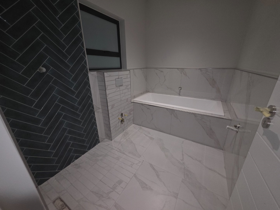 4 Bedroom Property for Sale in Sandown Western Cape